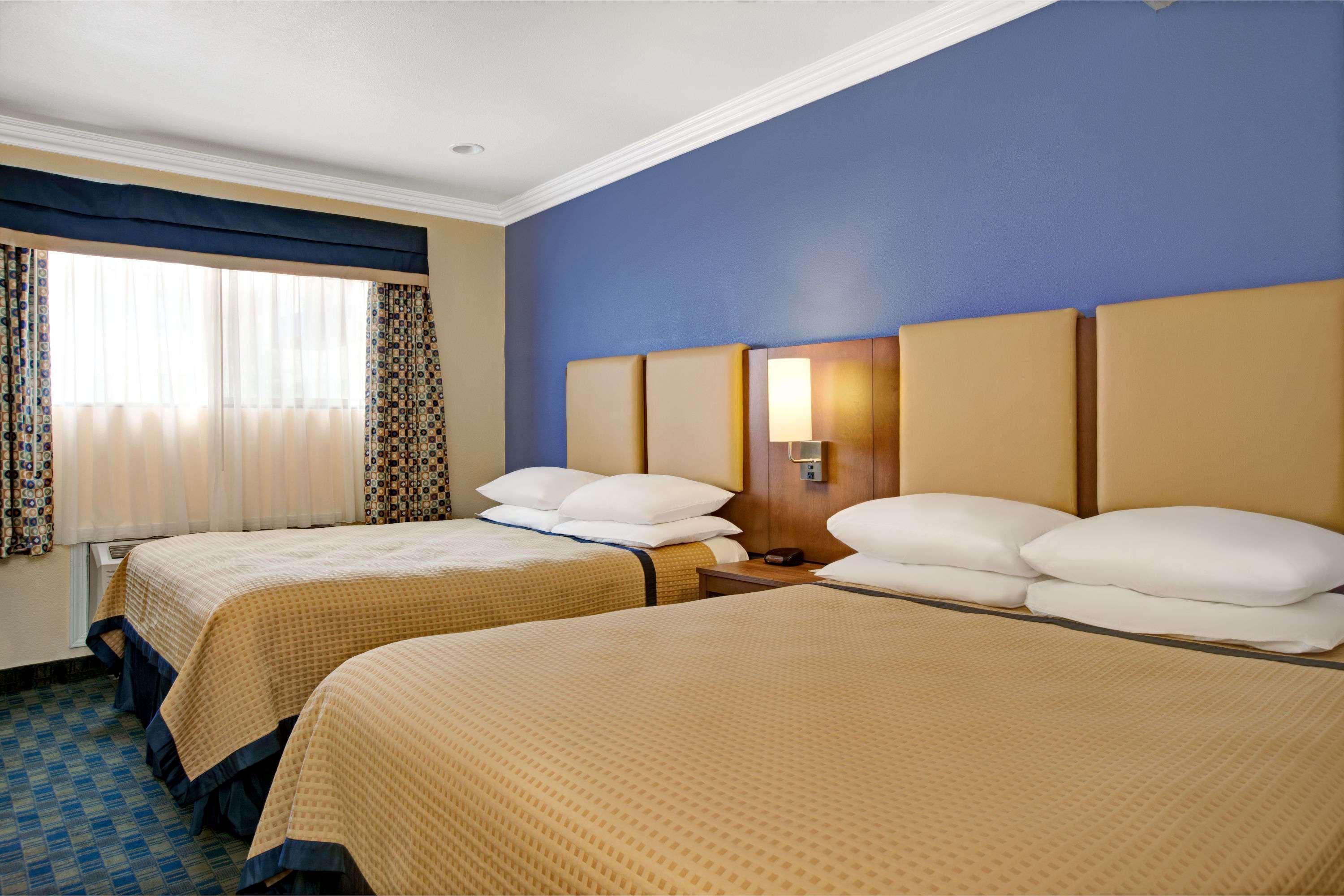 Days Inn San Francisco - Lombard Εξωτερικό φωτογραφία