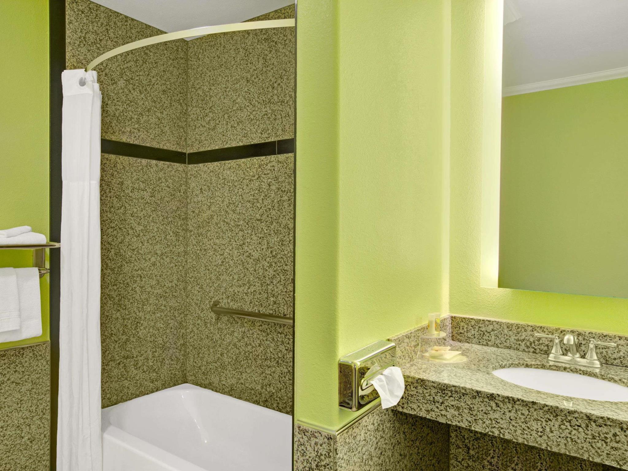 Days Inn San Francisco - Lombard Εξωτερικό φωτογραφία