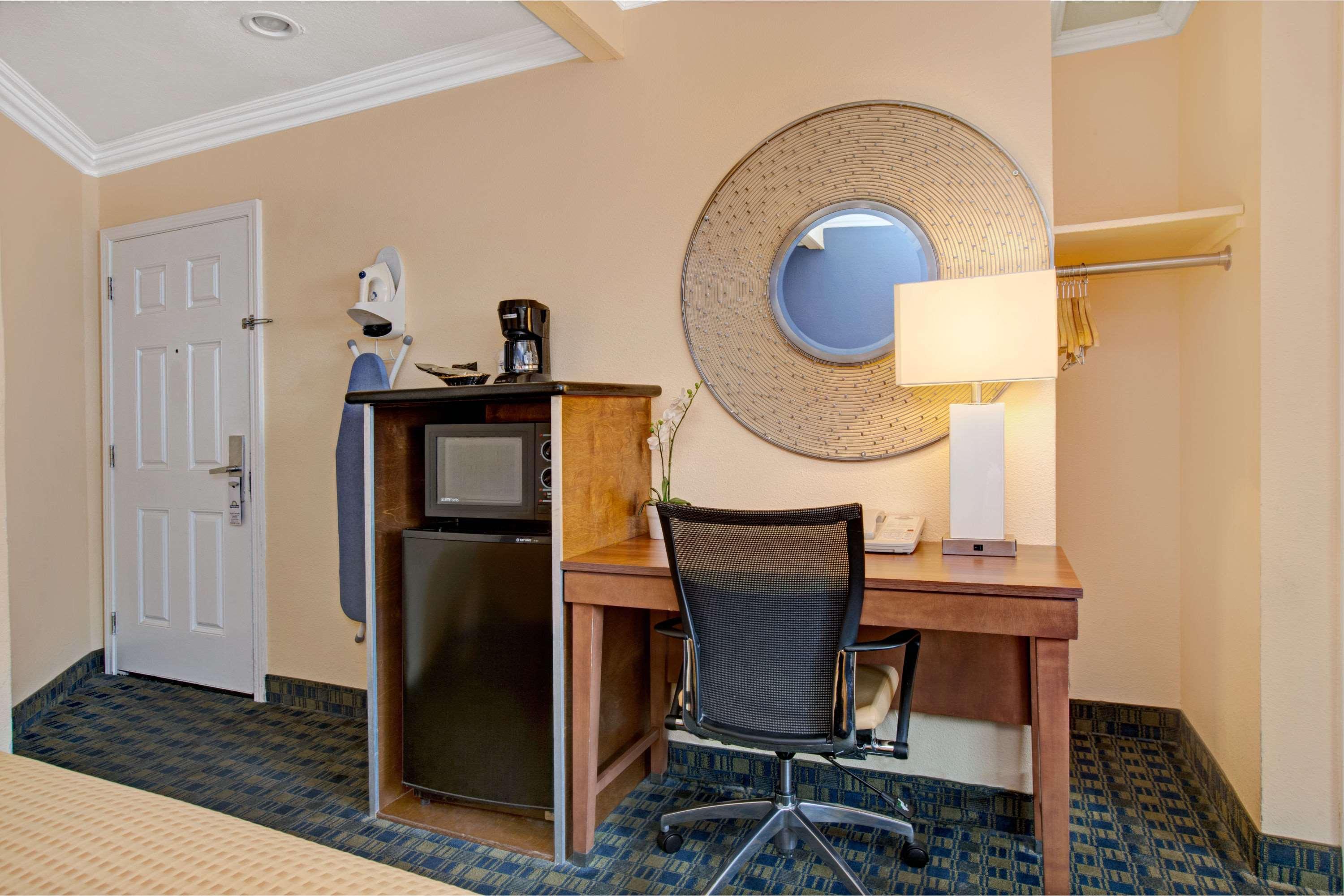 Days Inn San Francisco - Lombard Εξωτερικό φωτογραφία